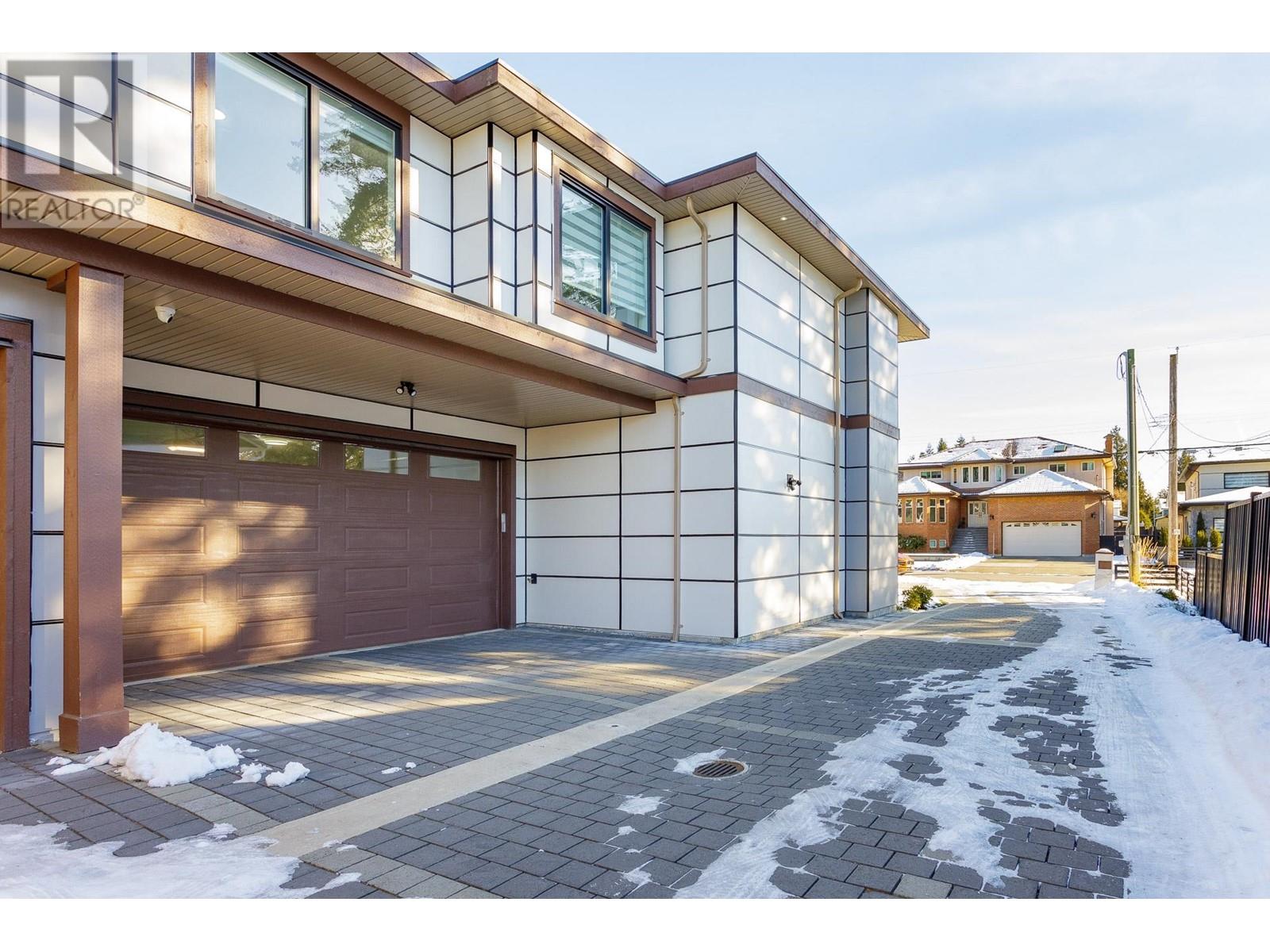 836 Macintosh Street, Coquitlam, British Columbia  V3J 4Z2 - Photo 4 - R2966003