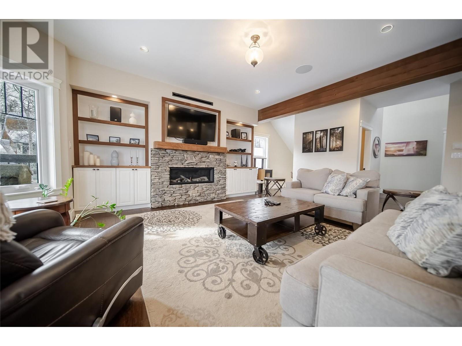105 Burma Road, Fernie, British Columbia  V0B 1M5 - Photo 11 - 10334299