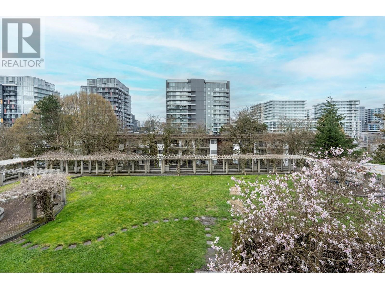 Listing Picture 13 of 16 : 502 6611 COONEY ROAD, Richmond / 烈治文 - 魯藝地產 Yvonne Lu Group - MLS Medallion Club Member