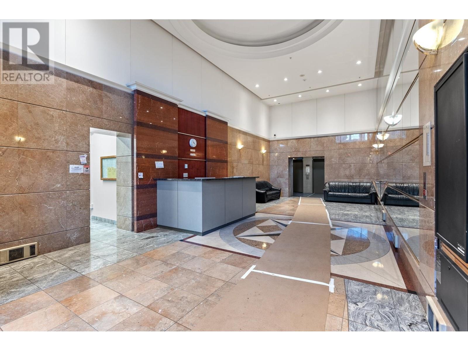 Listing Picture 2 of 16 : 502 6611 COONEY ROAD, Richmond / 烈治文 - 魯藝地產 Yvonne Lu Group - MLS Medallion Club Member