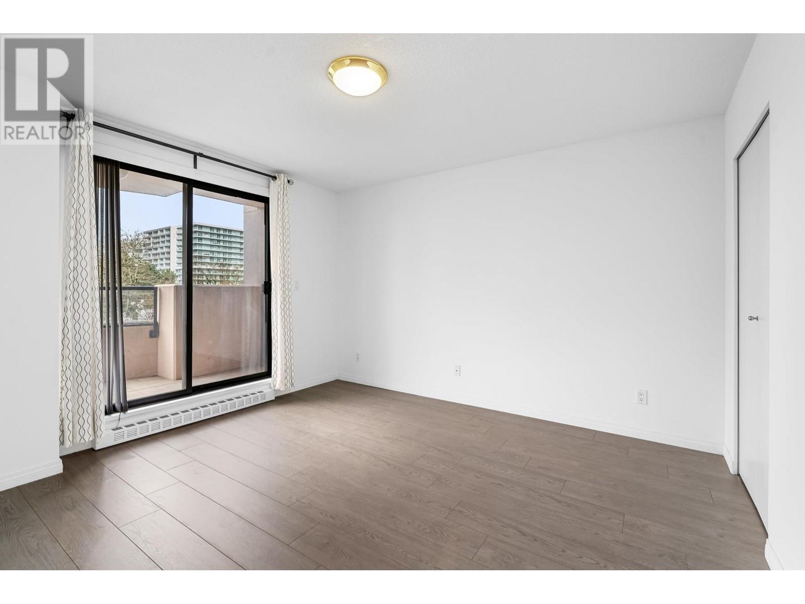 Listing Picture 7 of 16 : 502 6611 COONEY ROAD, Richmond / 烈治文 - 魯藝地產 Yvonne Lu Group - MLS Medallion Club Member