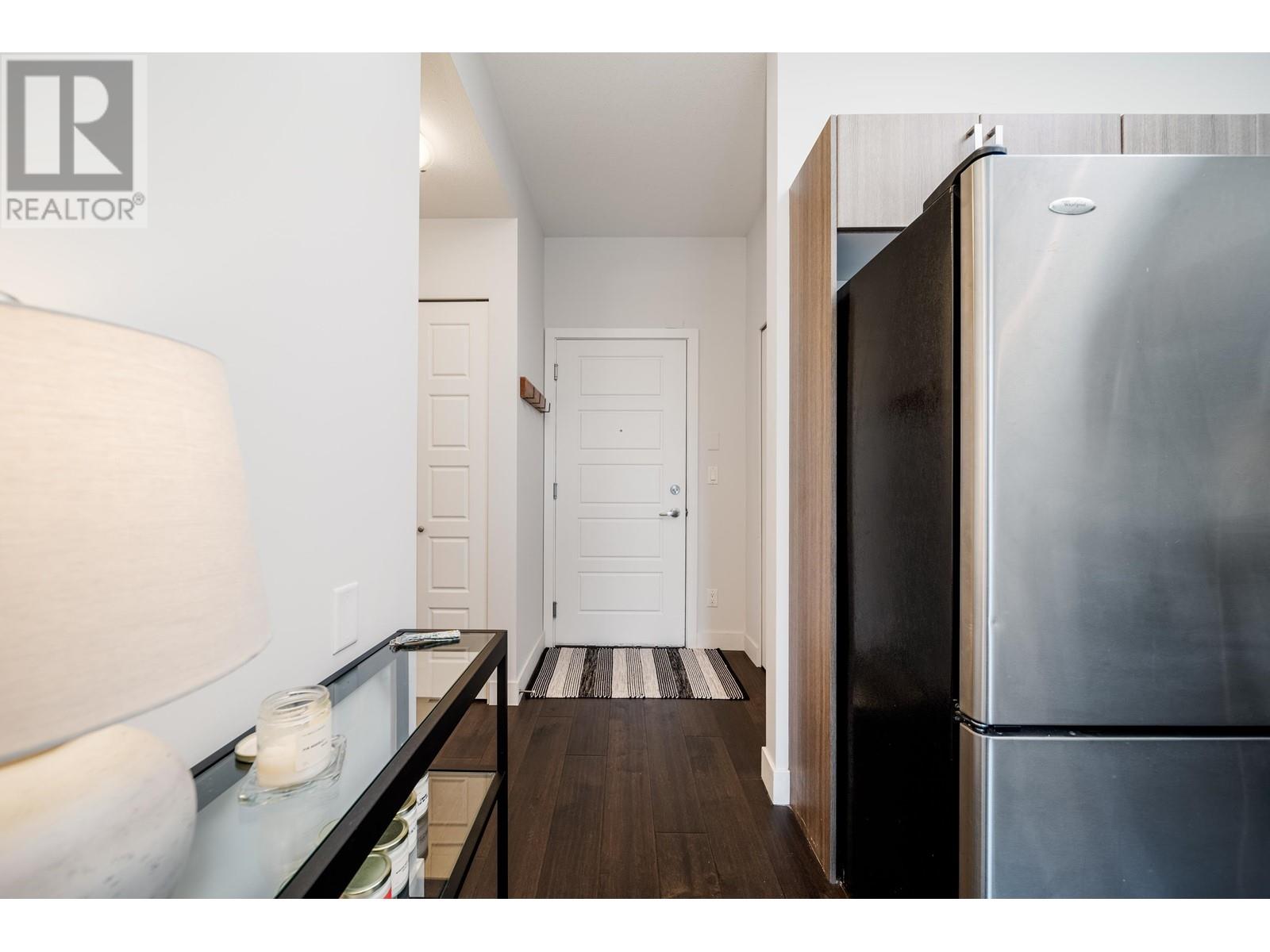 Ph2 885 Salsbury Drive, Vancouver, British Columbia  V5L 4A3 - Photo 8 - R2966309