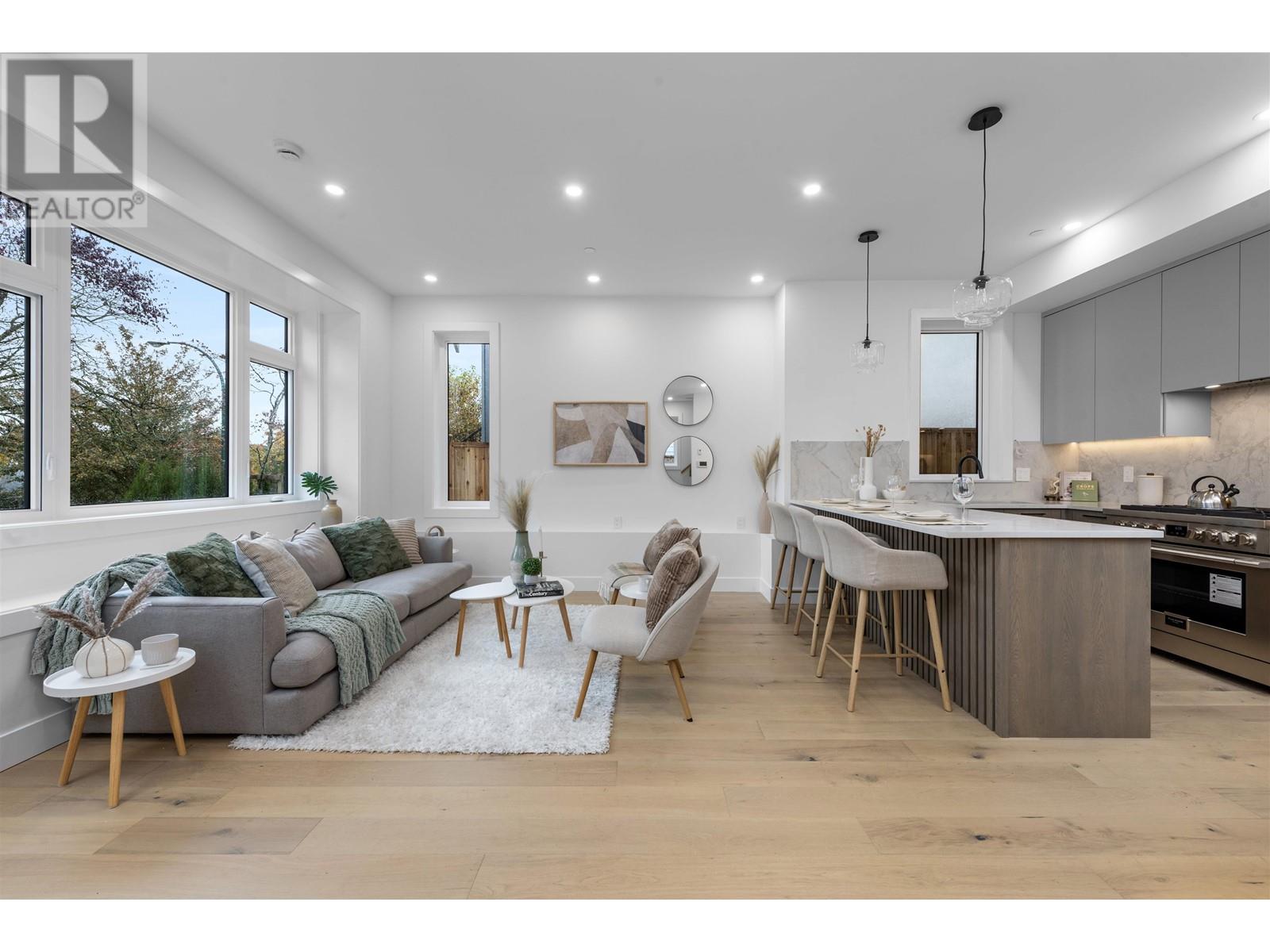1 1328 E 35TH AVENUE, vancouver, British Columbia