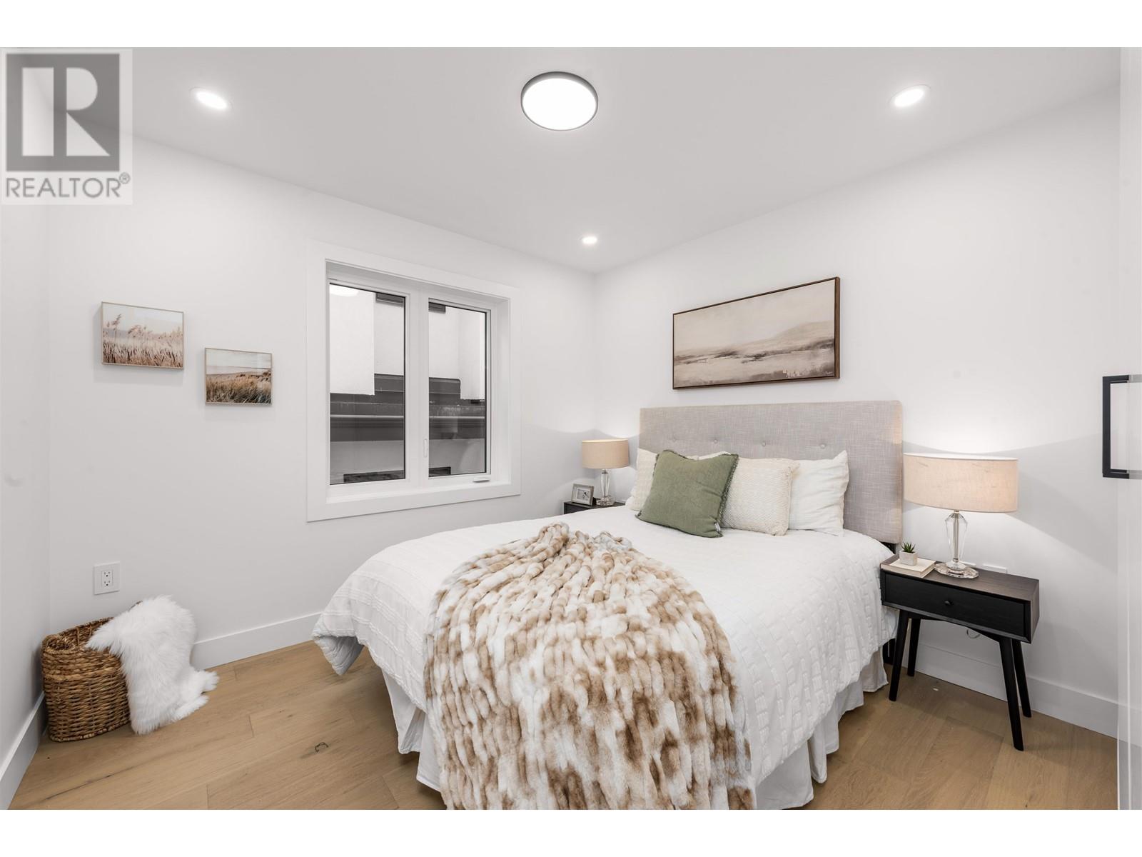 1 1328 E 35th Avenue, Vancouver, British Columbia  V5W 1C1 - Photo 12 - R2966314