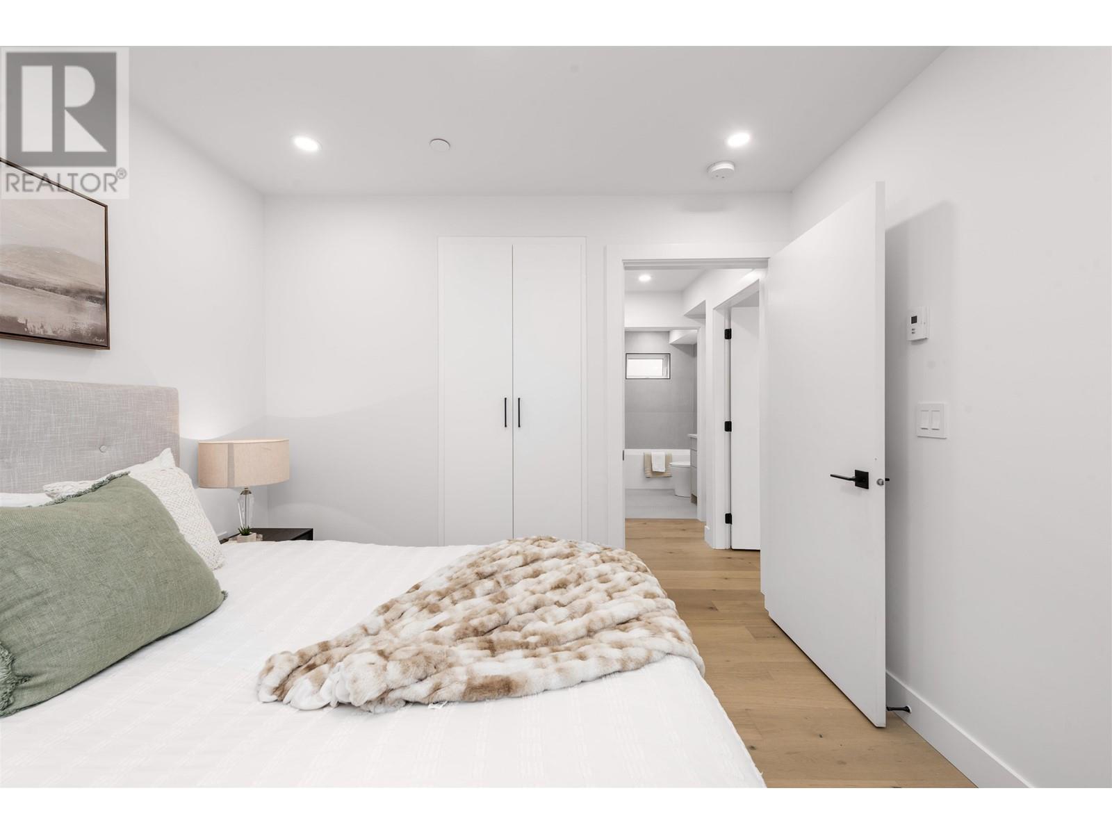 1 1328 E 35th Avenue, Vancouver, British Columbia  V5W 1C1 - Photo 13 - R2966314