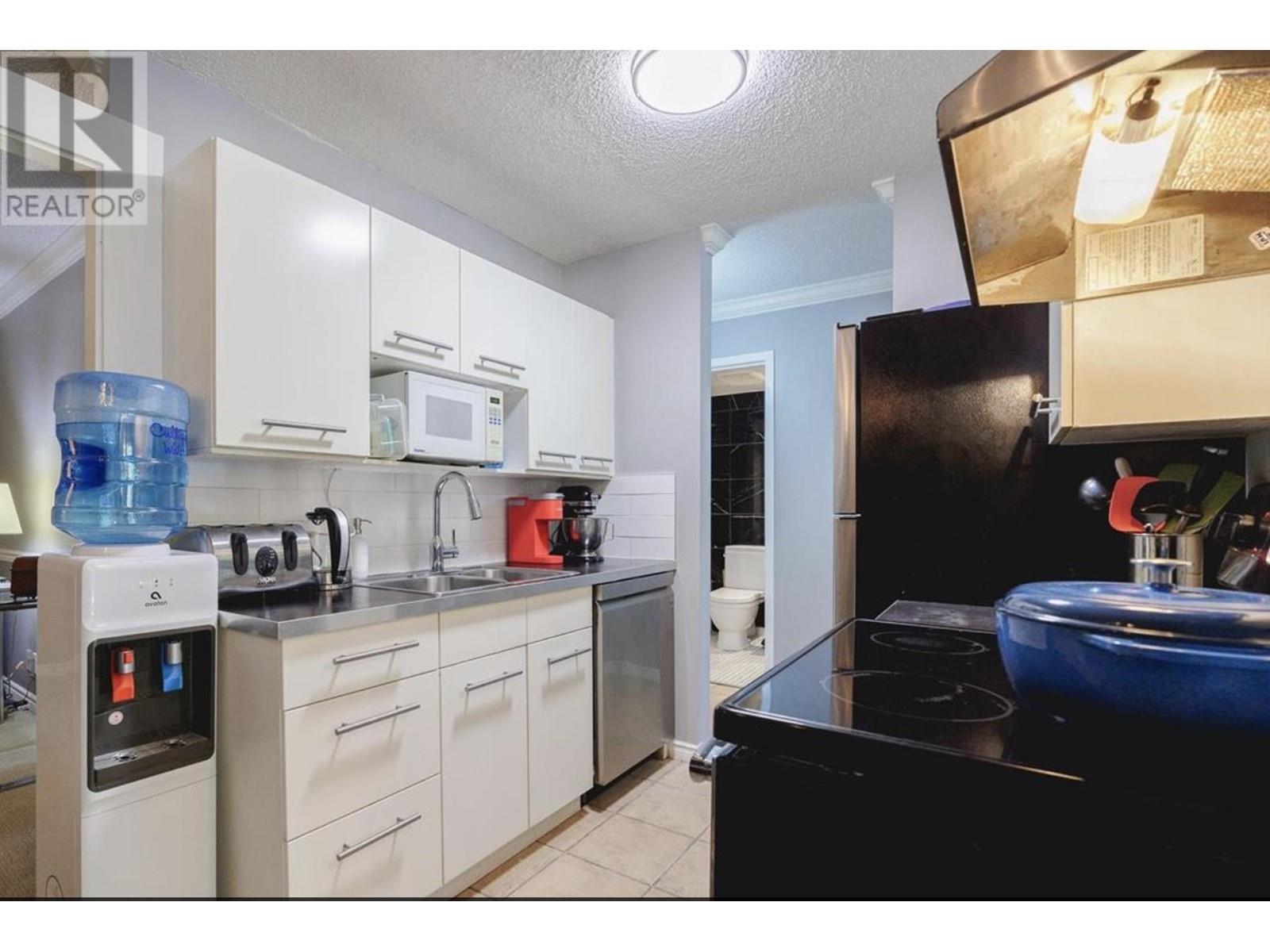 Listing Picture 6 of 18 : 201 1640 W 11TH AVENUE, Vancouver / 溫哥華 - 魯藝地產 Yvonne Lu Group - MLS Medallion Club Member