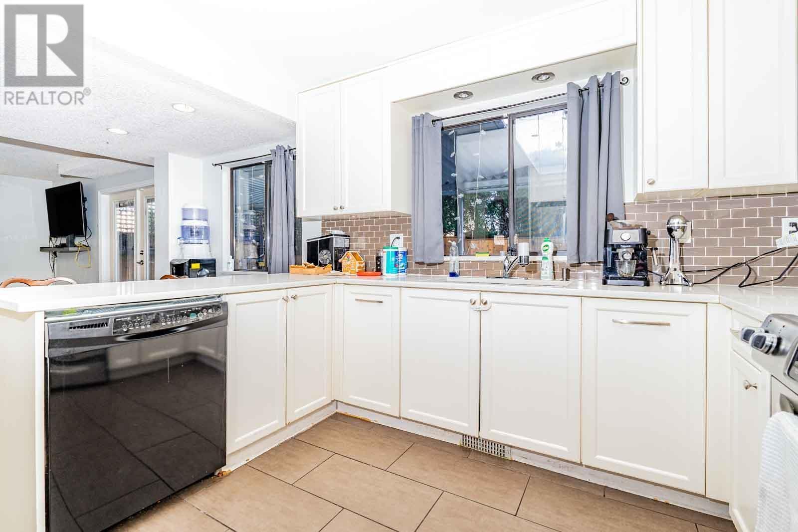 9366 Kingsley Crescent, Richmond, British Columbia  V7A 4W7 - Photo 6 - R2963495