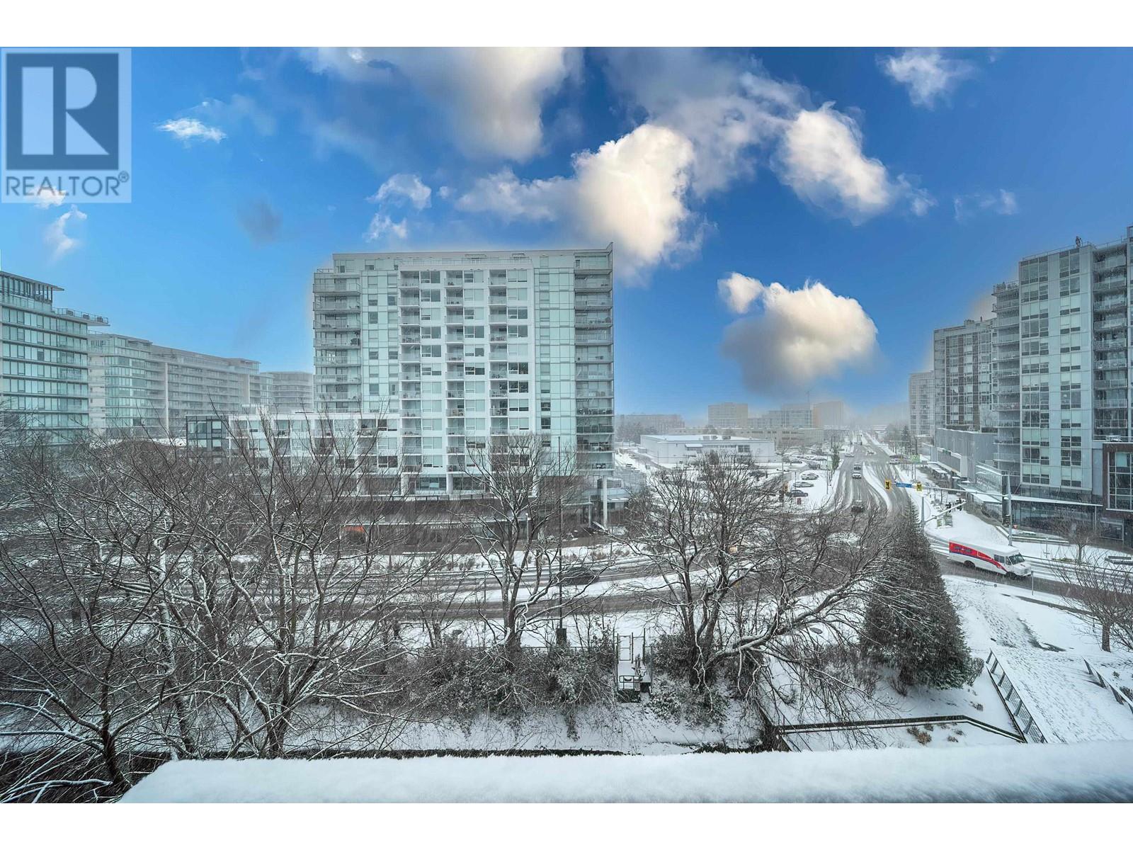 Listing Picture 26 of 32 : 6011 5511 HOLLYBRIDGE WAY, Richmond / 烈治文 - 魯藝地產 Yvonne Lu Group - MLS Medallion Club Member