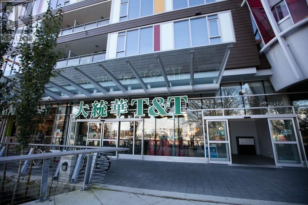 Listing Picture 31 of 32 : 6011 5511 HOLLYBRIDGE WAY, Richmond / 烈治文 - 魯藝地產 Yvonne Lu Group - MLS Medallion Club Member