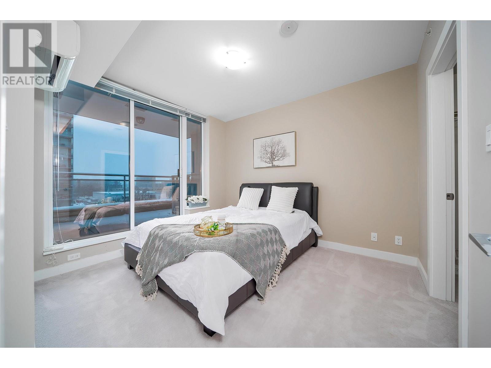 Listing Picture 9 of 32 : 6011 5511 HOLLYBRIDGE WAY, Richmond / 烈治文 - 魯藝地產 Yvonne Lu Group - MLS Medallion Club Member