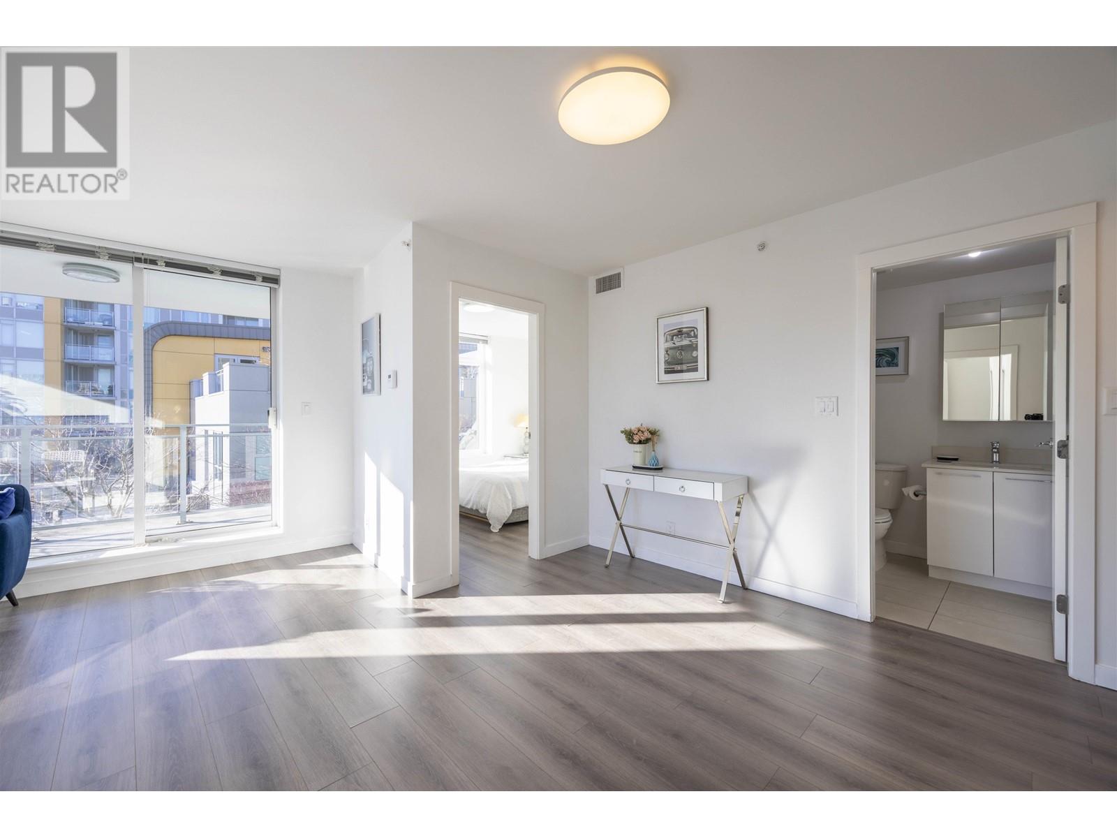 Listing Picture 6 of 19 : 506 5619 CEDARBRIDGE WAY, Richmond / 烈治文 - 魯藝地產 Yvonne Lu Group - MLS Medallion Club Member