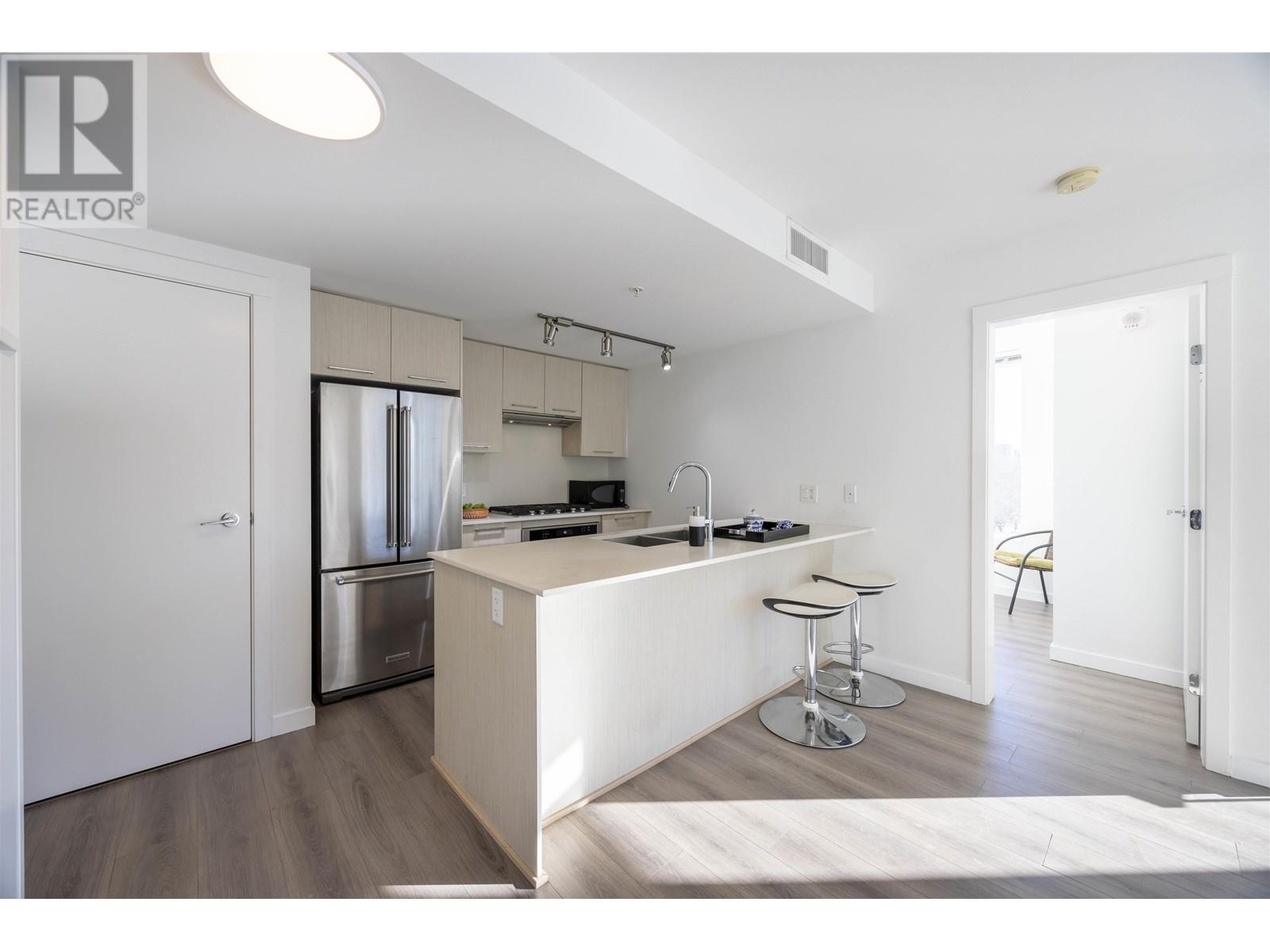 Listing Picture 8 of 19 : 506 5619 CEDARBRIDGE WAY, Richmond / 烈治文 - 魯藝地產 Yvonne Lu Group - MLS Medallion Club Member