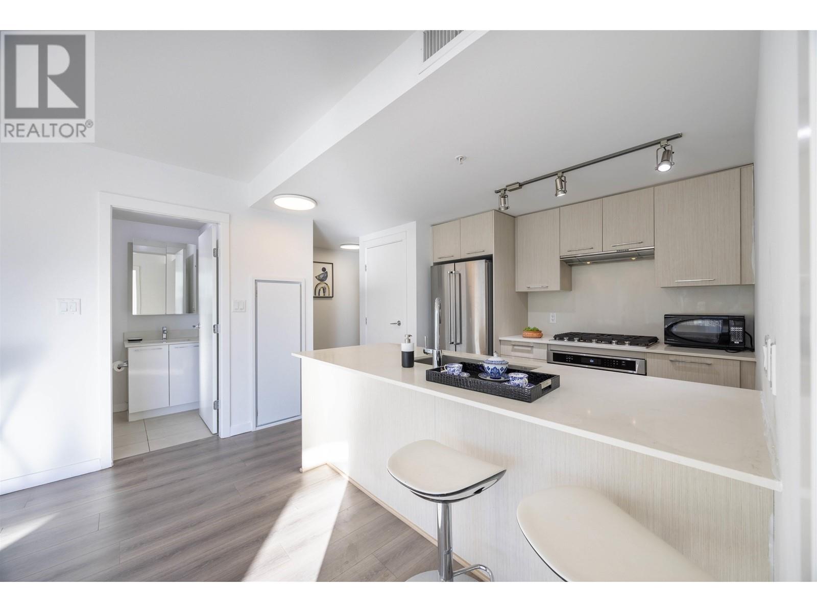 Listing Picture 7 of 19 : 506 5619 CEDARBRIDGE WAY, Richmond / 烈治文 - 魯藝地產 Yvonne Lu Group - MLS Medallion Club Member