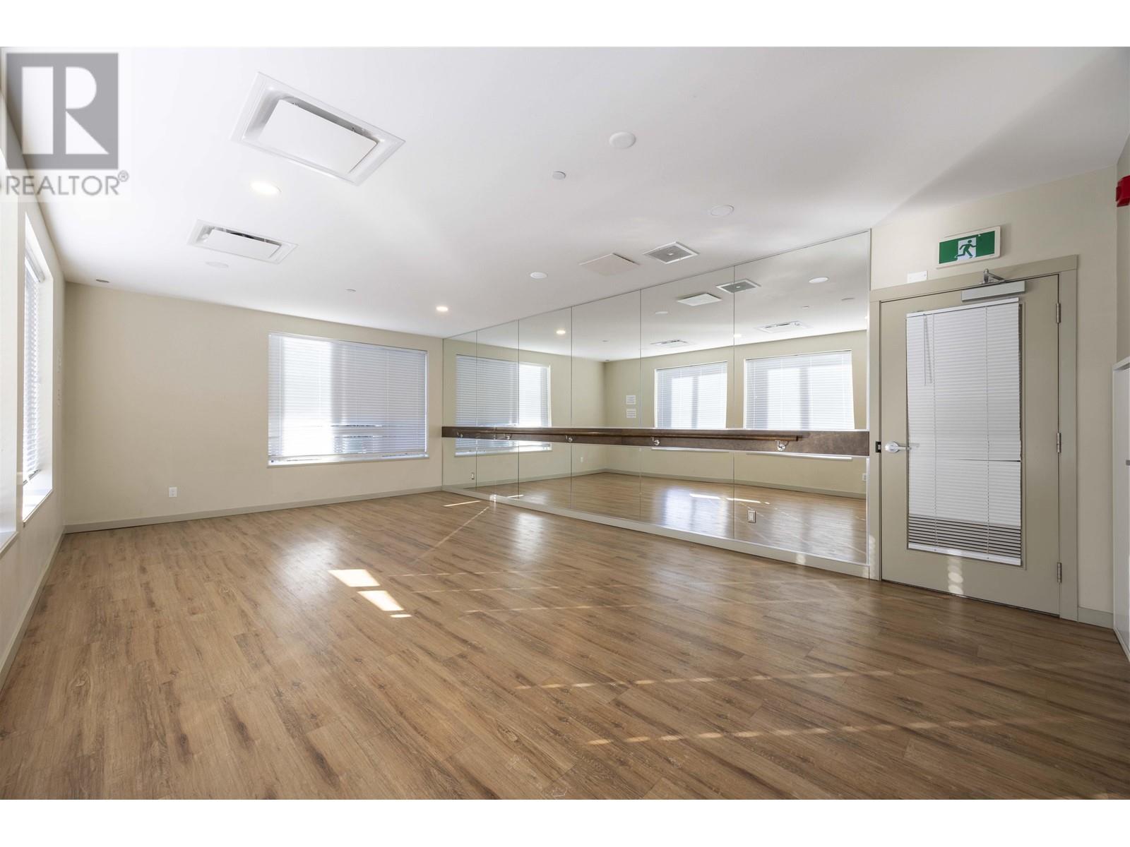 Listing Picture 18 of 19 : 506 5619 CEDARBRIDGE WAY, Richmond / 烈治文 - 魯藝地產 Yvonne Lu Group - MLS Medallion Club Member