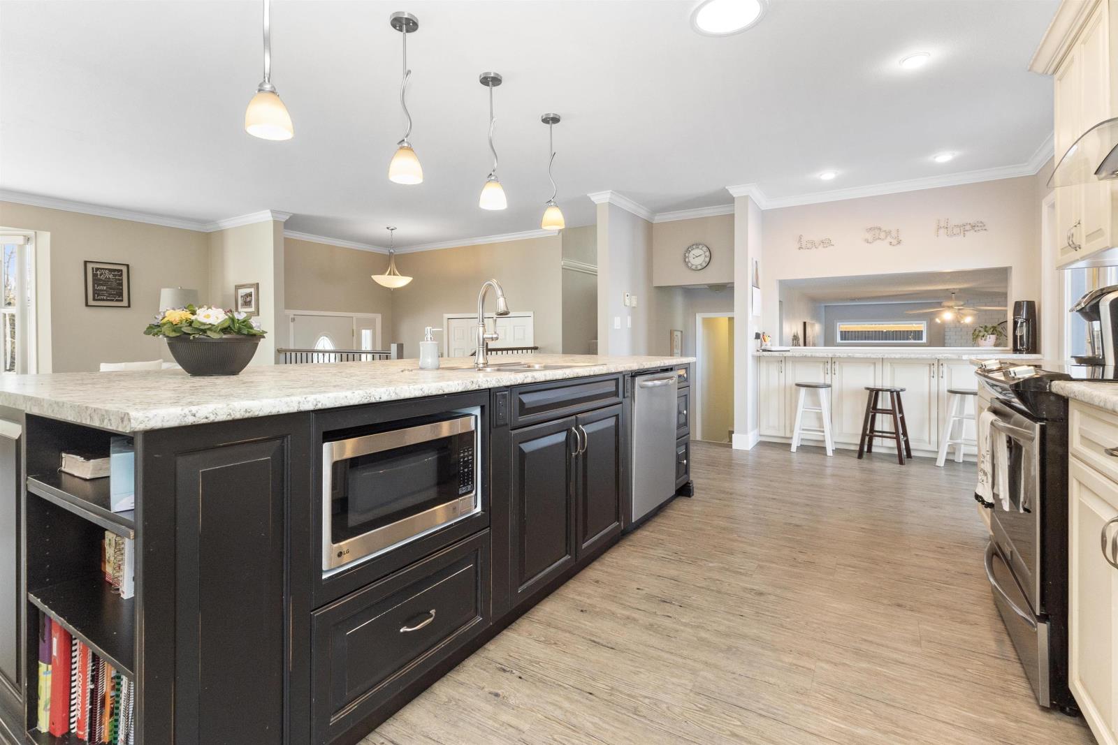 10007 Shamrock Drive, Fairfield Island, Chilliwack, British Columbia  V2P 5L3 - Photo 12 - R2964643