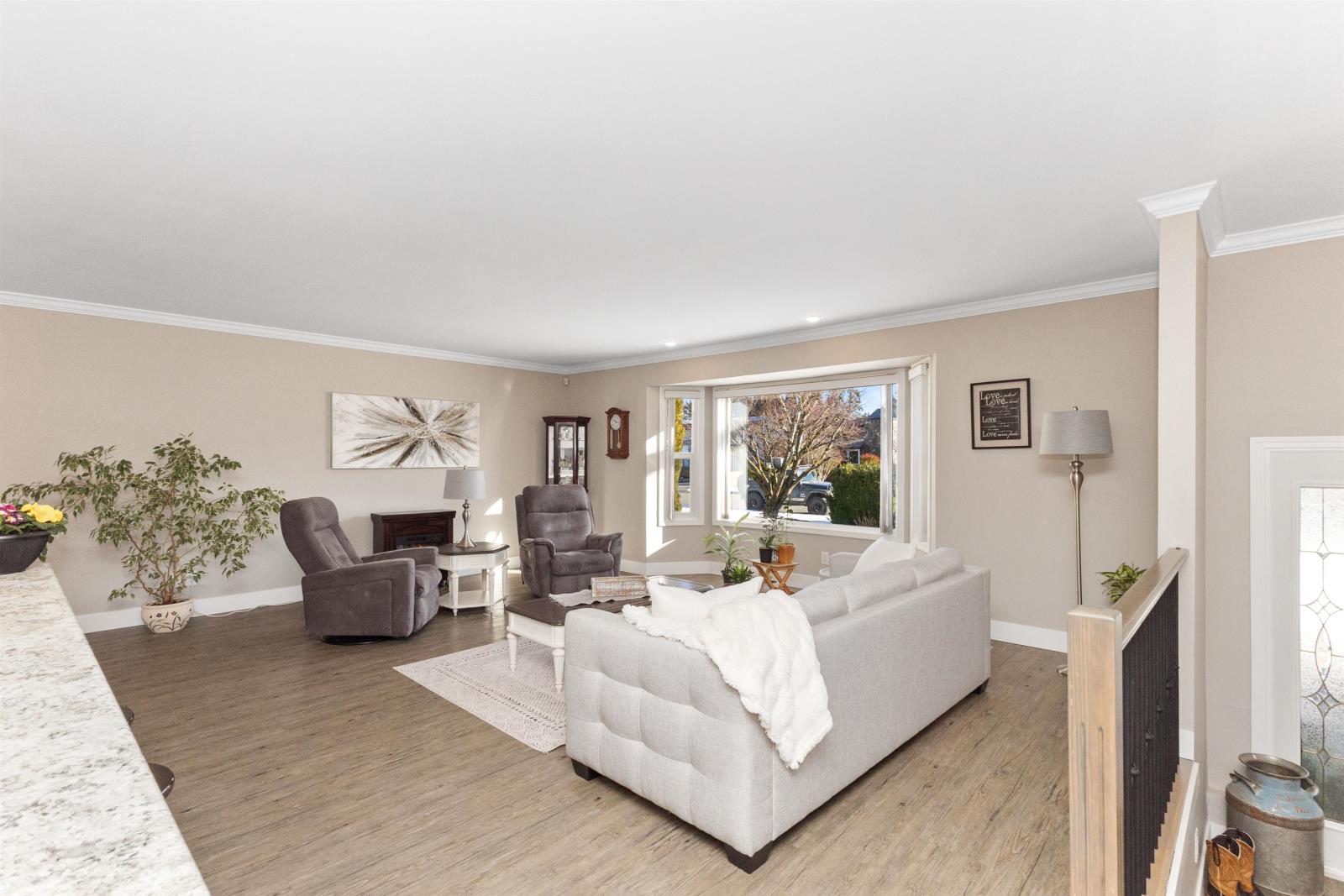 Property at 10007 SHAMROCK DRIVE image 4