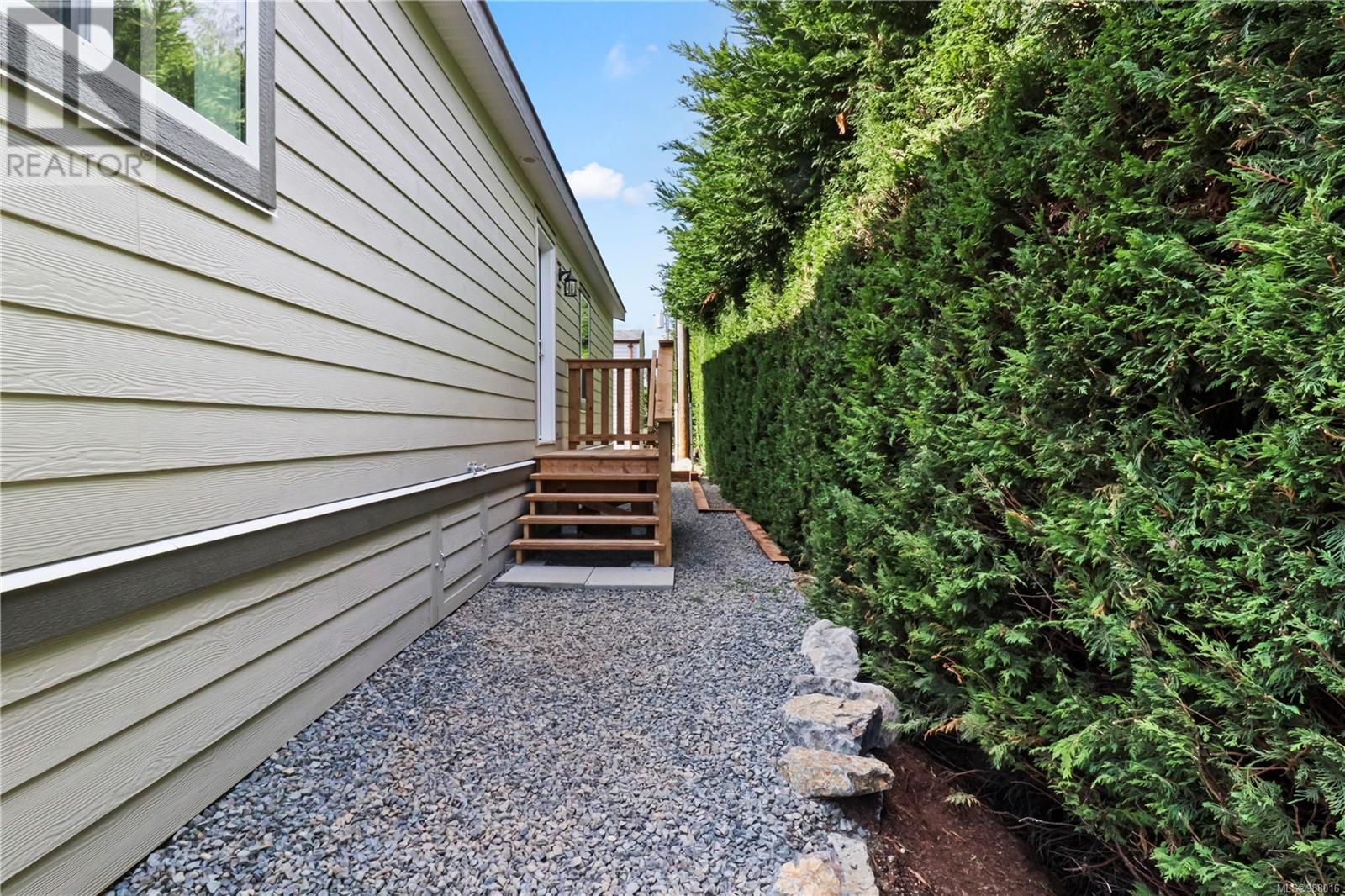138 6325 Metral Dr, Nanaimo, British Columbia  V9T 6P9 - Photo 12 - 988016