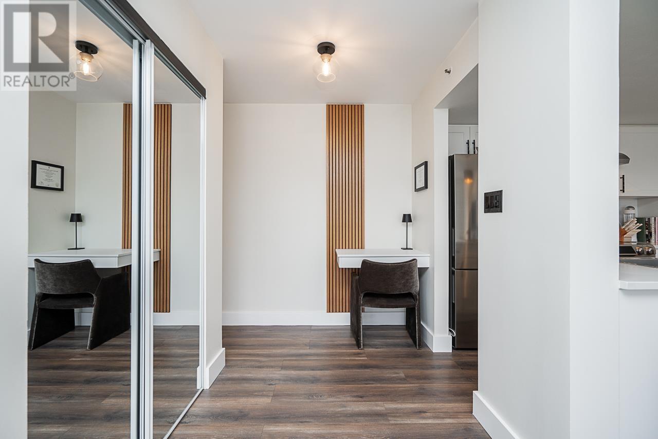 Listing Picture 23 of 40 : 710 1060 ALBERNI STREET, Vancouver / 溫哥華 - 魯藝地產 Yvonne Lu Group - MLS Medallion Club Member