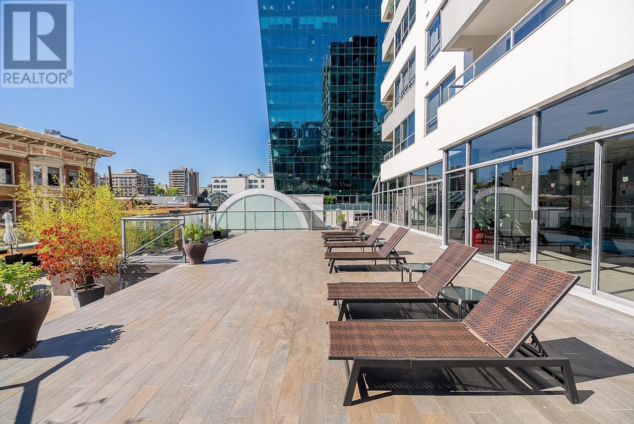 Listing Picture 34 of 40 : 710 1060 ALBERNI STREET, Vancouver / 溫哥華 - 魯藝地產 Yvonne Lu Group - MLS Medallion Club Member