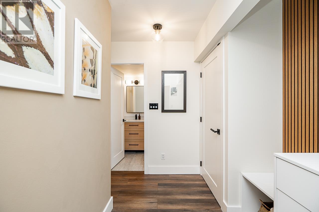 Listing Picture 12 of 40 : 710 1060 ALBERNI STREET, Vancouver / 溫哥華 - 魯藝地產 Yvonne Lu Group - MLS Medallion Club Member