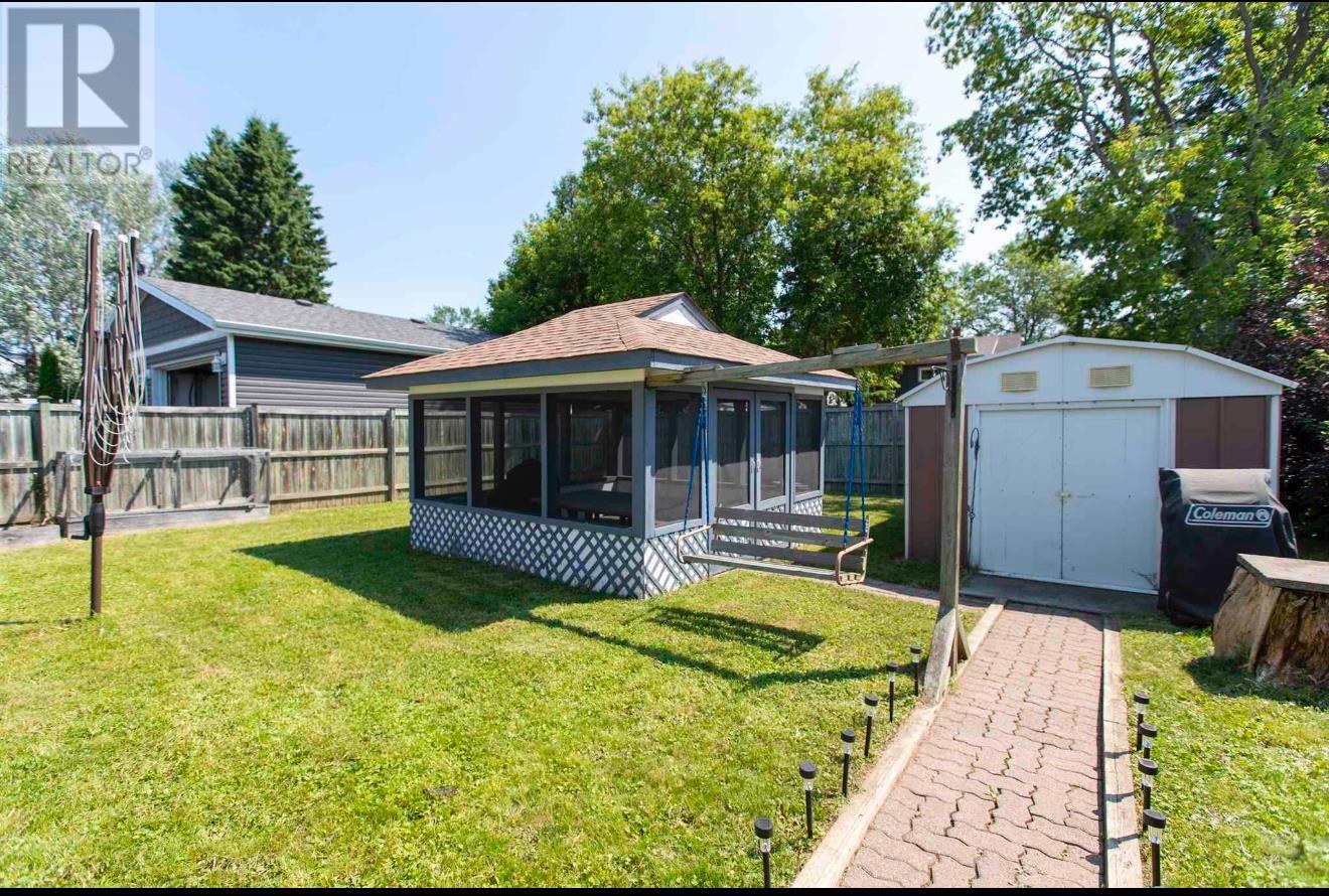 277 Ray Blvd, Thunder Bay, Ontario  P7B 4E3 - Photo 7 - TB250147