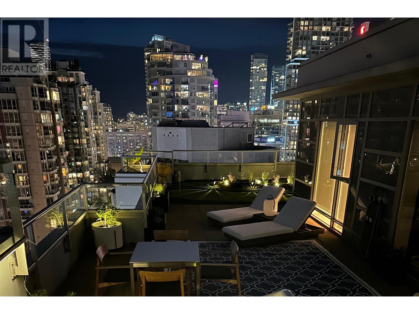 Listing Picture 17 of 34 : 2201 821 CAMBIE STREET, Vancouver / 溫哥華 - 魯藝地產 Yvonne Lu Group - MLS Medallion Club Member