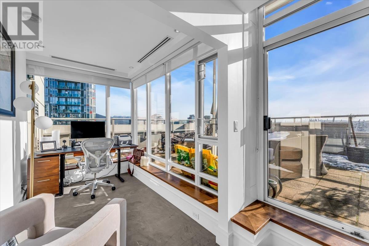 Listing Picture 23 of 34 : 2201 821 CAMBIE STREET, Vancouver / 溫哥華 - 魯藝地產 Yvonne Lu Group - MLS Medallion Club Member