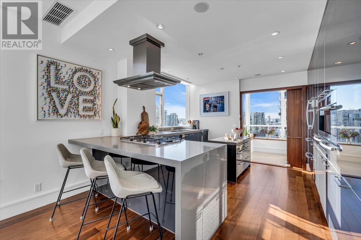 Listing Picture 6 of 34 : 2201 821 CAMBIE STREET, Vancouver / 溫哥華 - 魯藝地產 Yvonne Lu Group - MLS Medallion Club Member