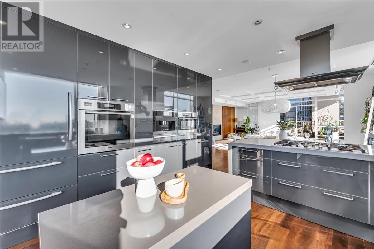 Listing Picture 9 of 34 : 2201 821 CAMBIE STREET, Vancouver / 溫哥華 - 魯藝地產 Yvonne Lu Group - MLS Medallion Club Member