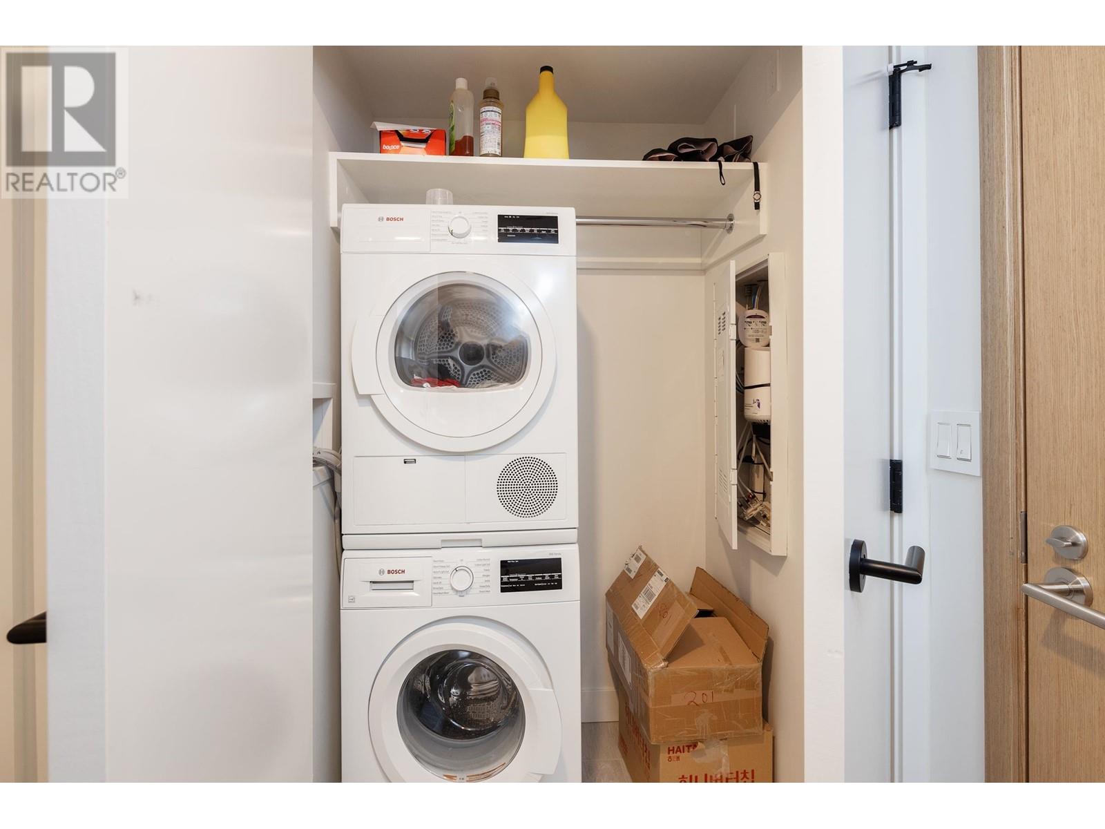 201 5058 Joyce Street, Vancouver, British Columbia  V5R 0J9 - Photo 7 - R2966341