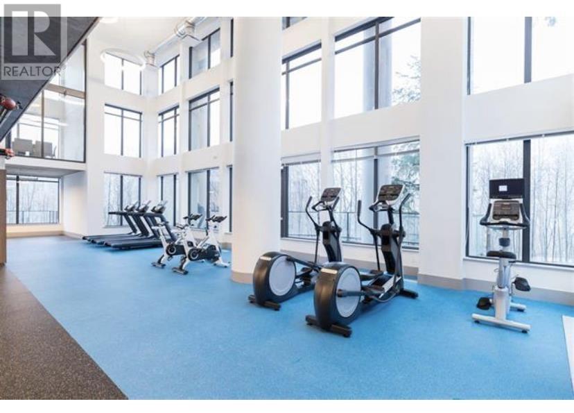 Listing Picture 28 of 31 : 1103 8850 UNIVERSITY CRESCENT, Burnaby / 本拿比 - 魯藝地產 Yvonne Lu Group - MLS Medallion Club Member