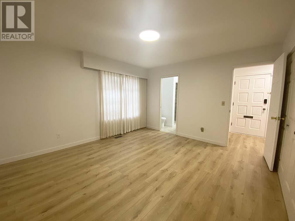 747 Egmont Avenue, Coquitlam, British Columbia  V3J 4J7 - Photo 7 - R2966344