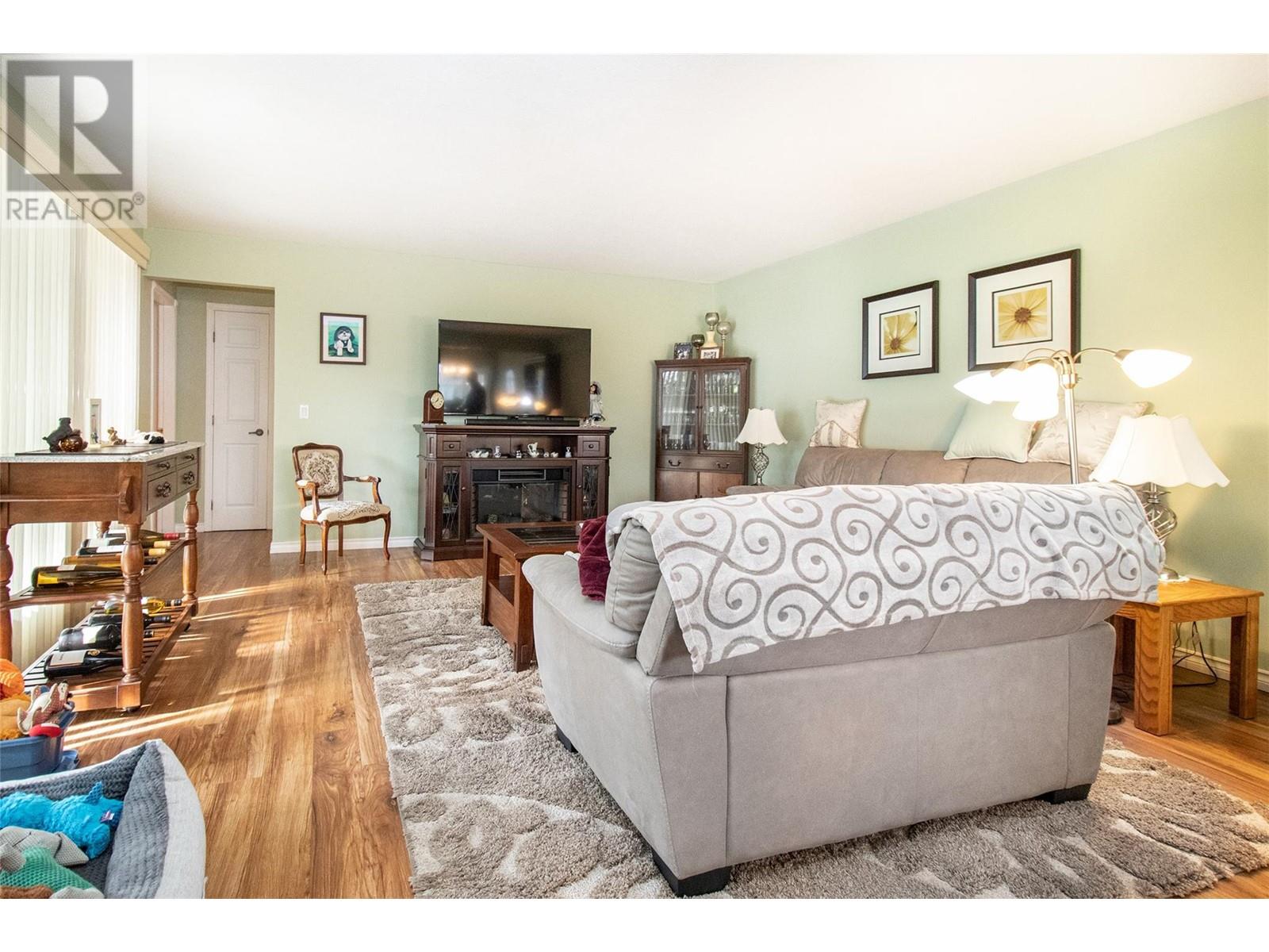 1255 Raymer Avenue Unit# 194, Kelowna, British Columbia  V1W 3S3 - Photo 3 - 10335334