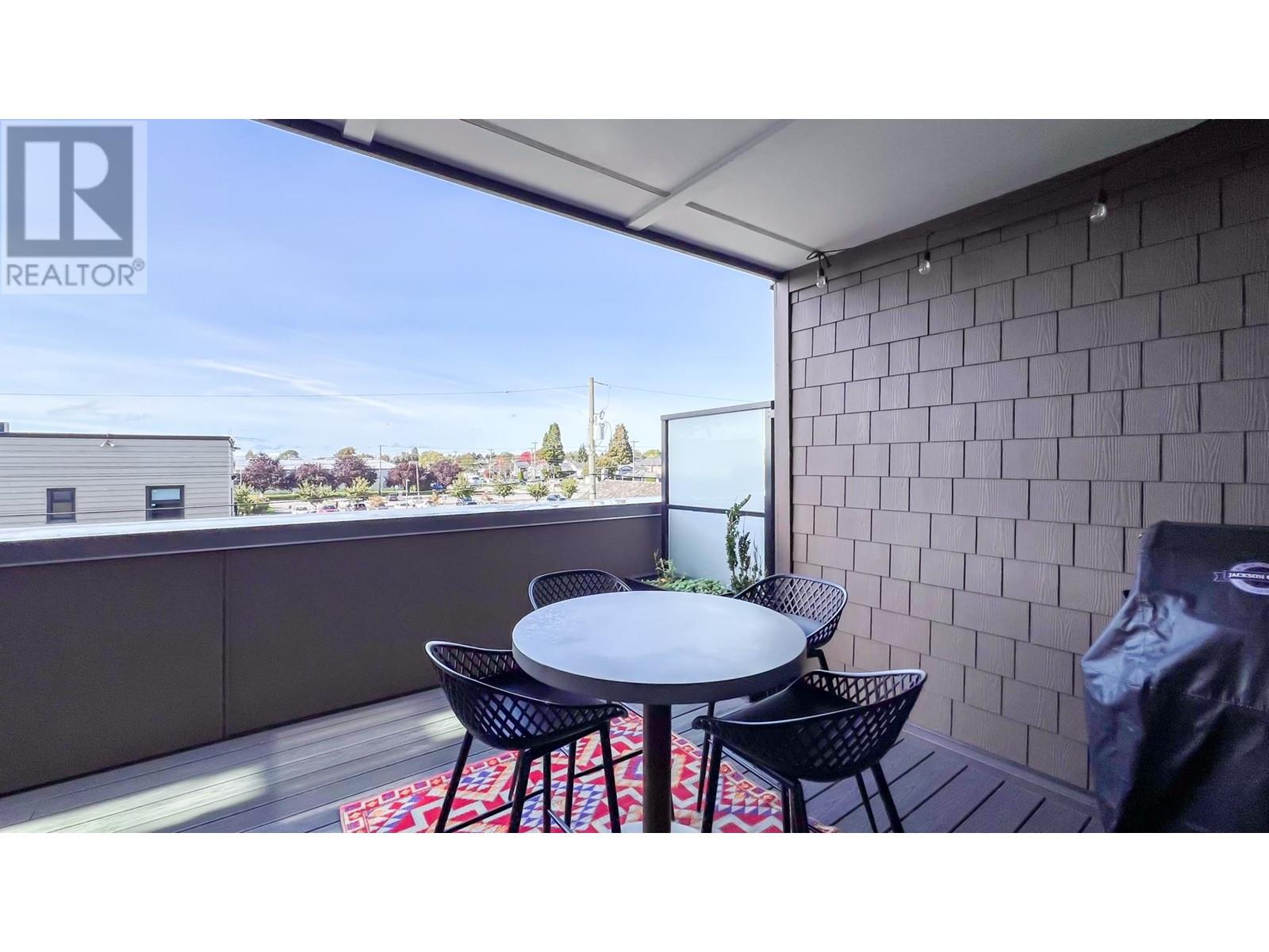 Listing Picture 11 of 32 : 201 12088 3RD AVENUE, Richmond / 烈治文 - 魯藝地產 Yvonne Lu Group - MLS Medallion Club Member
