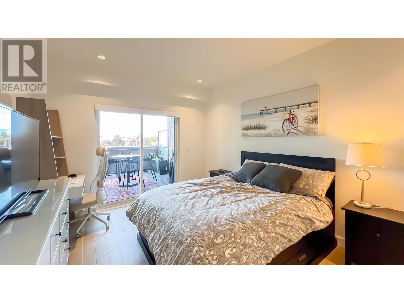 Listing Picture 15 of 32 : 201 12088 3RD AVENUE, Richmond / 烈治文 - 魯藝地產 Yvonne Lu Group - MLS Medallion Club Member