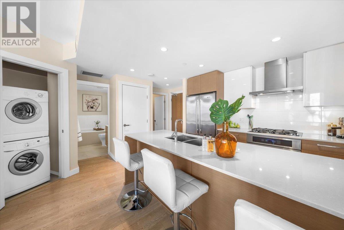 Listing Picture 10 of 40 : 1906 1618 QUEBEC STREET, Vancouver / 溫哥華 - 魯藝地產 Yvonne Lu Group - MLS Medallion Club Member