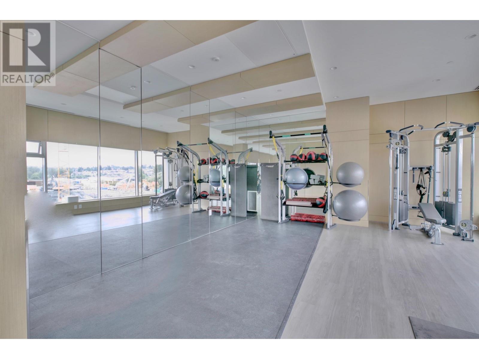 Listing Picture 36 of 39 : 5206 4880 LOUGHEED HIGHWAY, Burnaby / 本拿比 - 魯藝地產 Yvonne Lu Group - MLS Medallion Club Member