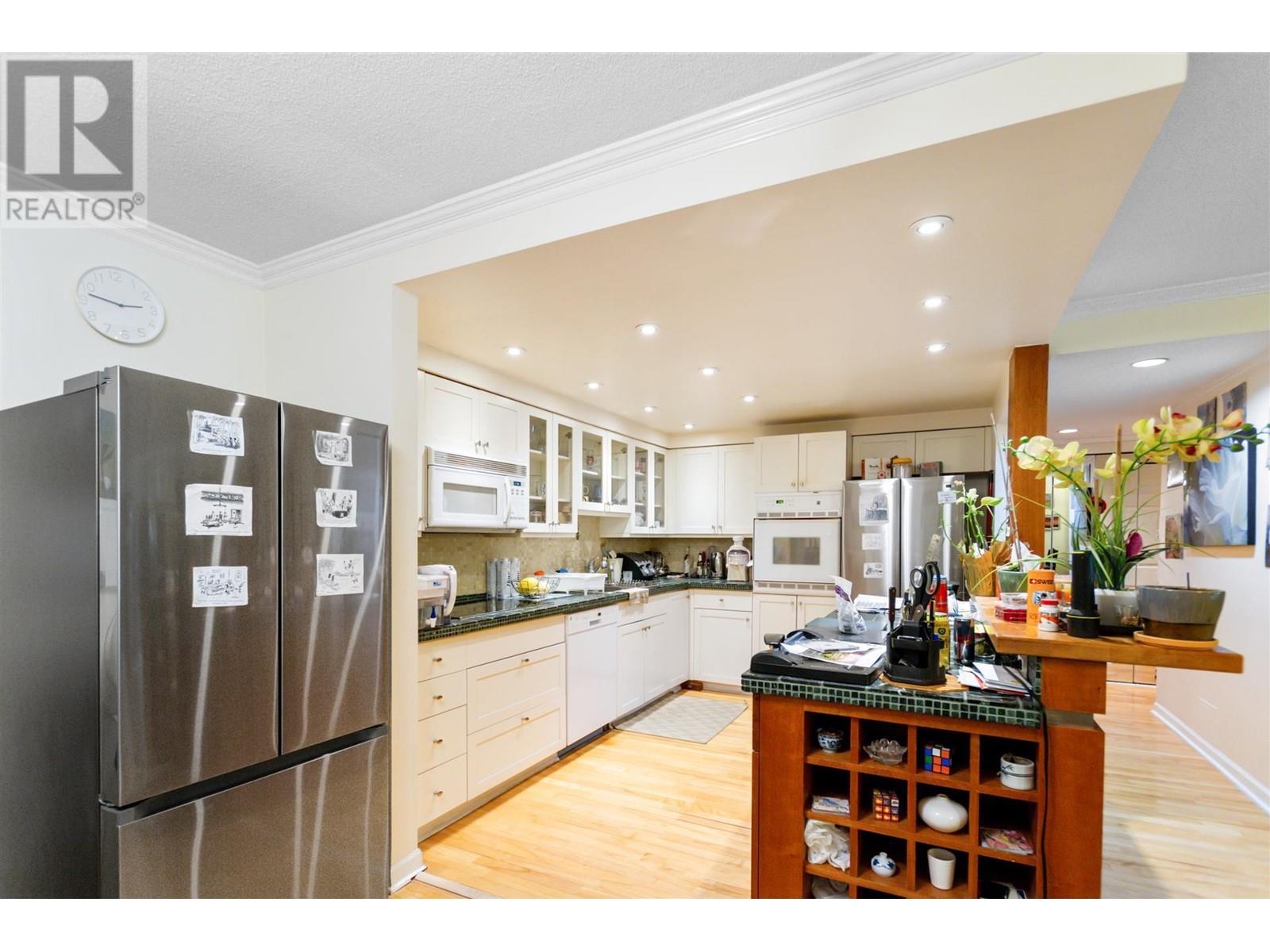 Listing Picture 9 of 23 : 10 1425 LAMEY'S MILL ROAD, Vancouver / 溫哥華 - 魯藝地產 Yvonne Lu Group - MLS Medallion Club Member