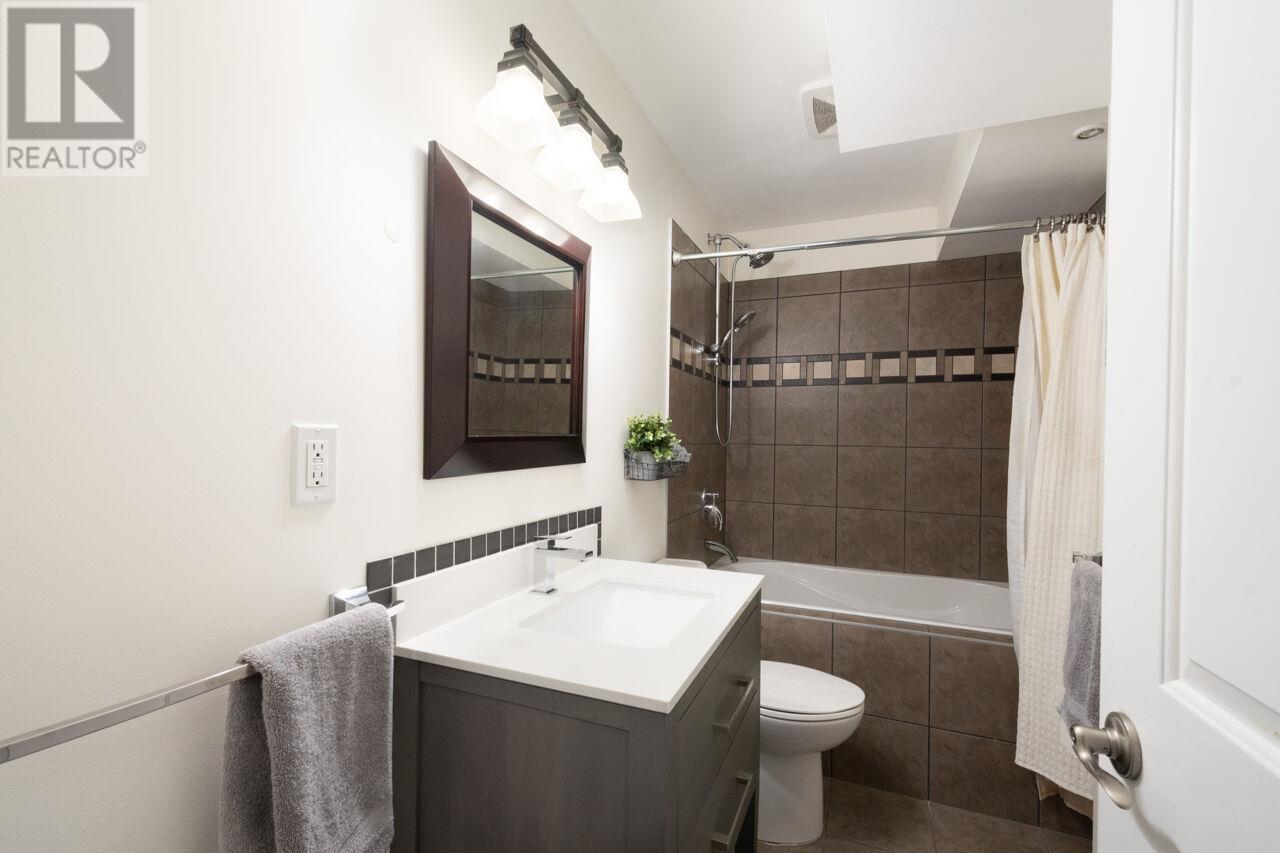 151 Maple Drive, Port Moody, British Columbia  V3H 0A8 - Photo 32 - R2966367