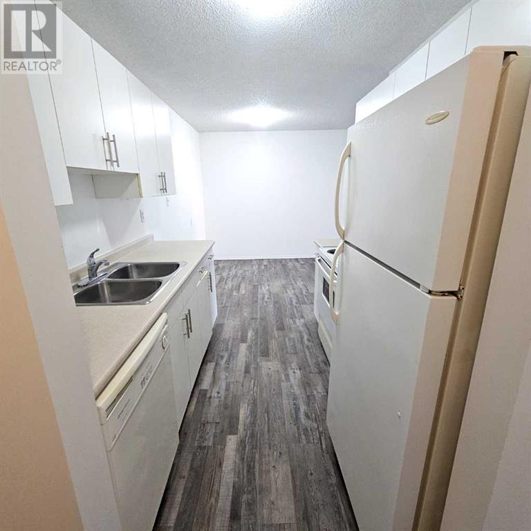 104a, 5611 10 Avenue, Edson, Alberta  T7E 1R4 - Photo 3 - A2193866