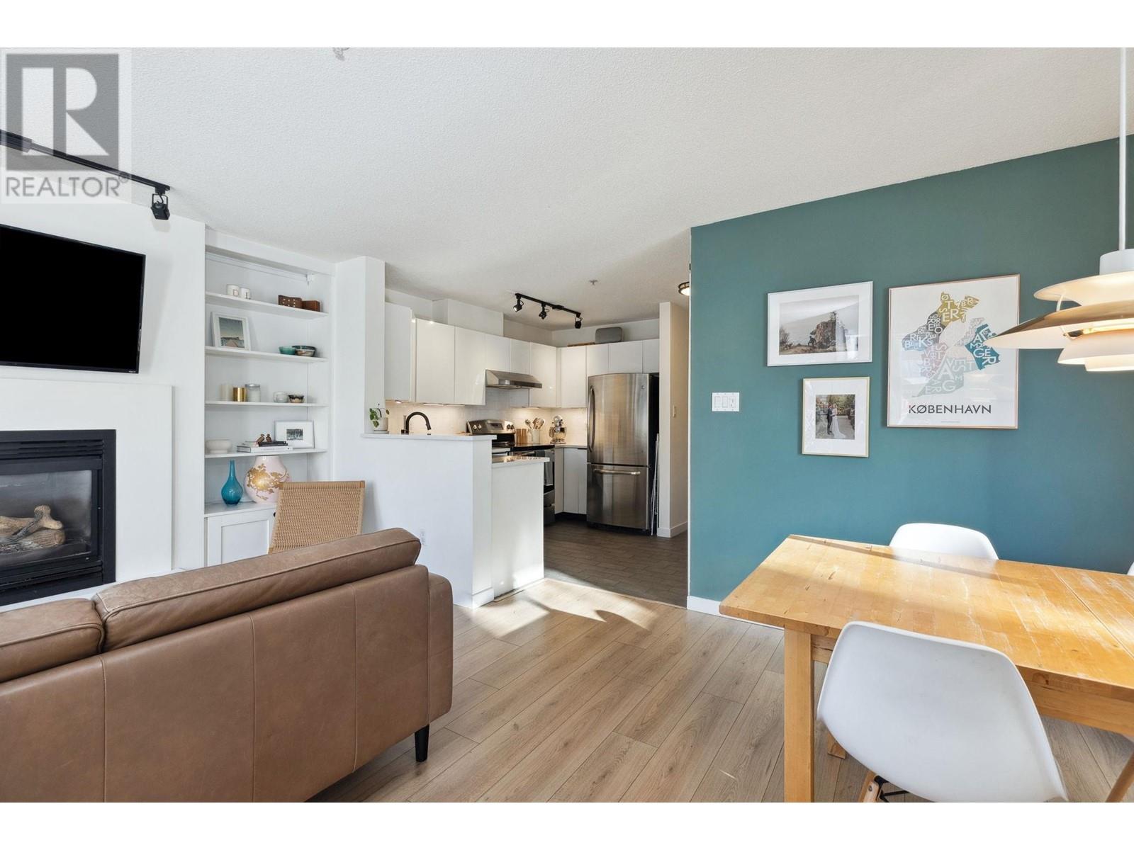 Listing Picture 8 of 24 : 212 2768 CRANBERRY DRIVE, Vancouver / 溫哥華 - 魯藝地產 Yvonne Lu Group - MLS Medallion Club Member