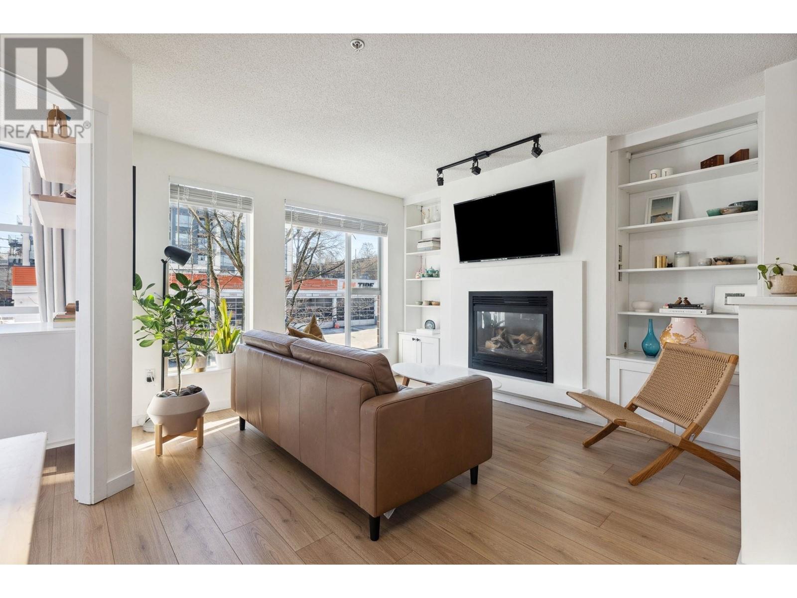 Listing Picture 9 of 24 : 212 2768 CRANBERRY DRIVE, Vancouver / 溫哥華 - 魯藝地產 Yvonne Lu Group - MLS Medallion Club Member