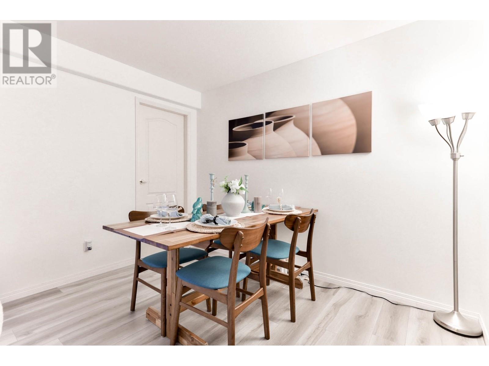 Listing Picture 3 of 15 : 206 988 W 21ST AVENUE, Vancouver / 溫哥華 - 魯藝地產 Yvonne Lu Group - MLS Medallion Club Member