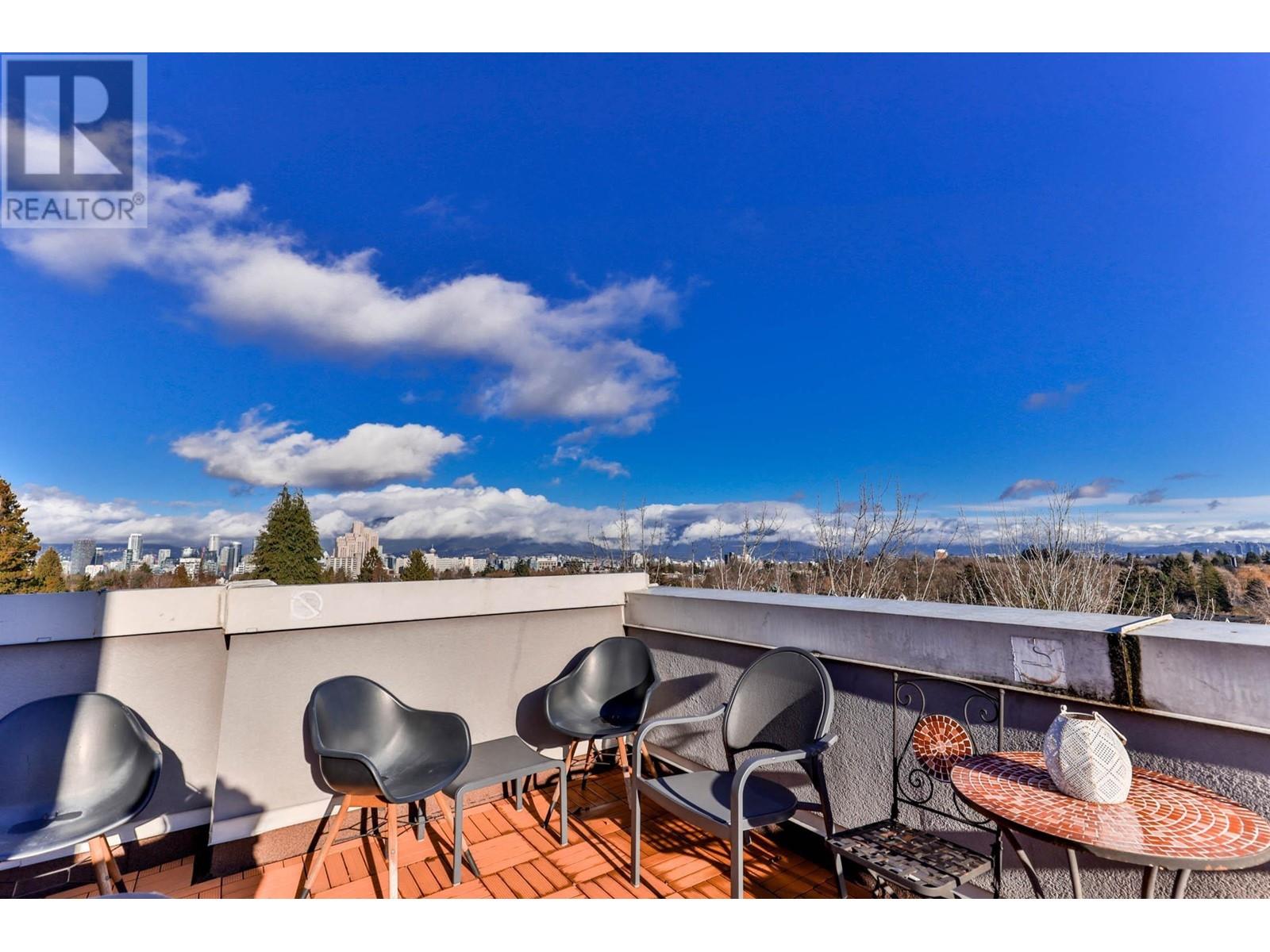 Listing Picture 12 of 15 : 206 988 W 21ST AVENUE, Vancouver / 溫哥華 - 魯藝地產 Yvonne Lu Group - MLS Medallion Club Member