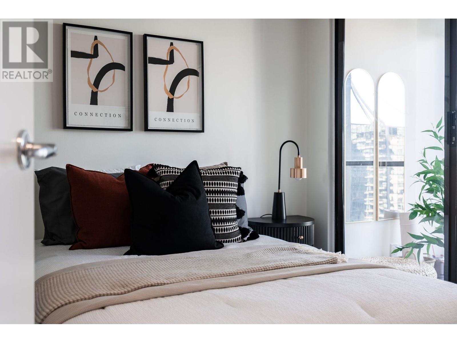 Listing Picture 17 of 40 : 1706 1331 ALBERNI STREET, Vancouver / 溫哥華 - 魯藝地產 Yvonne Lu Group - MLS Medallion Club Member