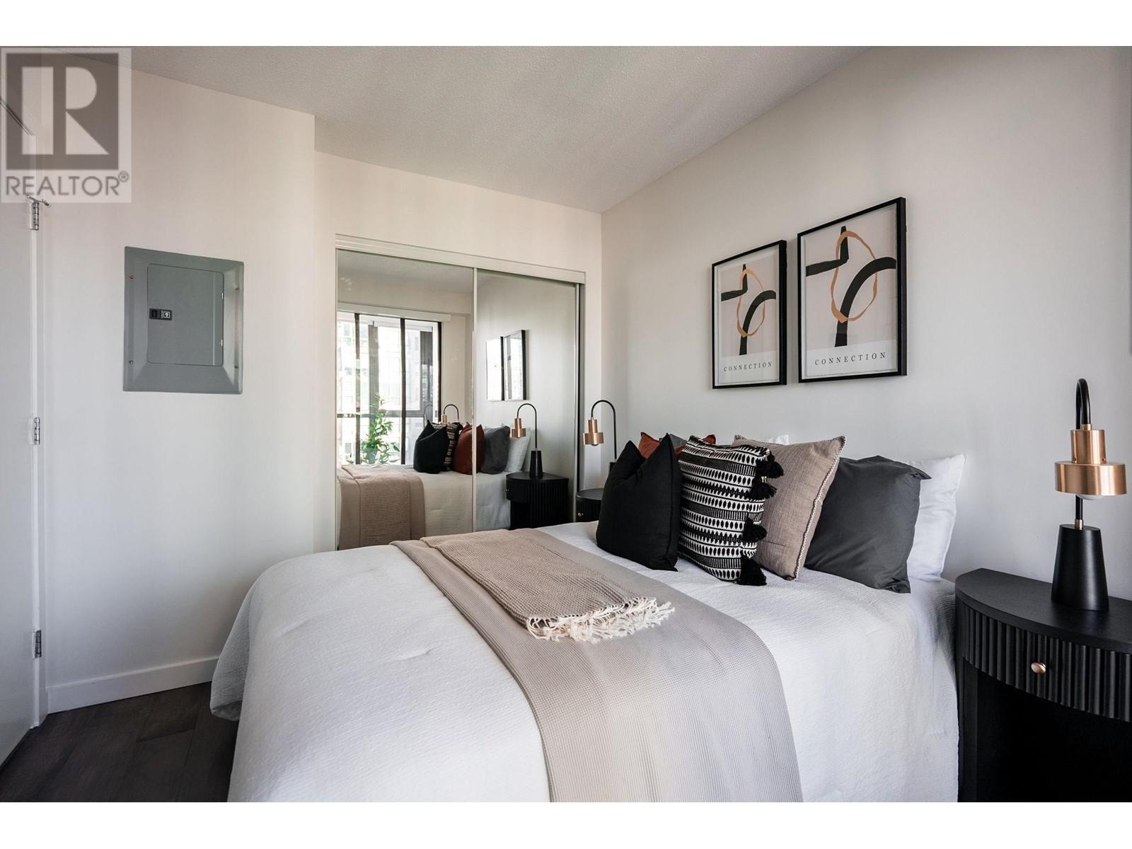 Listing Picture 16 of 40 : 1706 1331 ALBERNI STREET, Vancouver / 溫哥華 - 魯藝地產 Yvonne Lu Group - MLS Medallion Club Member