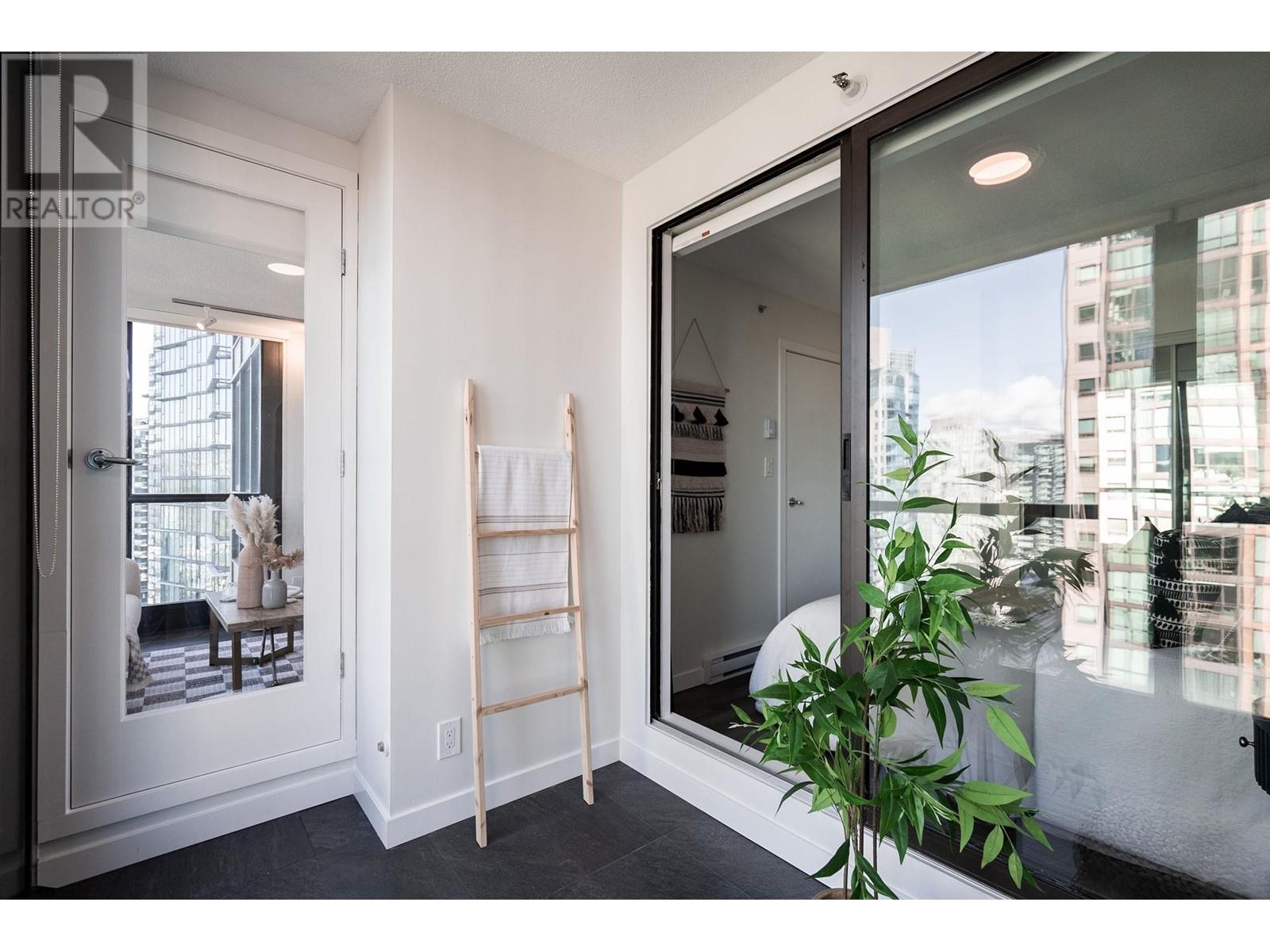 Listing Picture 20 of 40 : 1706 1331 ALBERNI STREET, Vancouver / 溫哥華 - 魯藝地產 Yvonne Lu Group - MLS Medallion Club Member