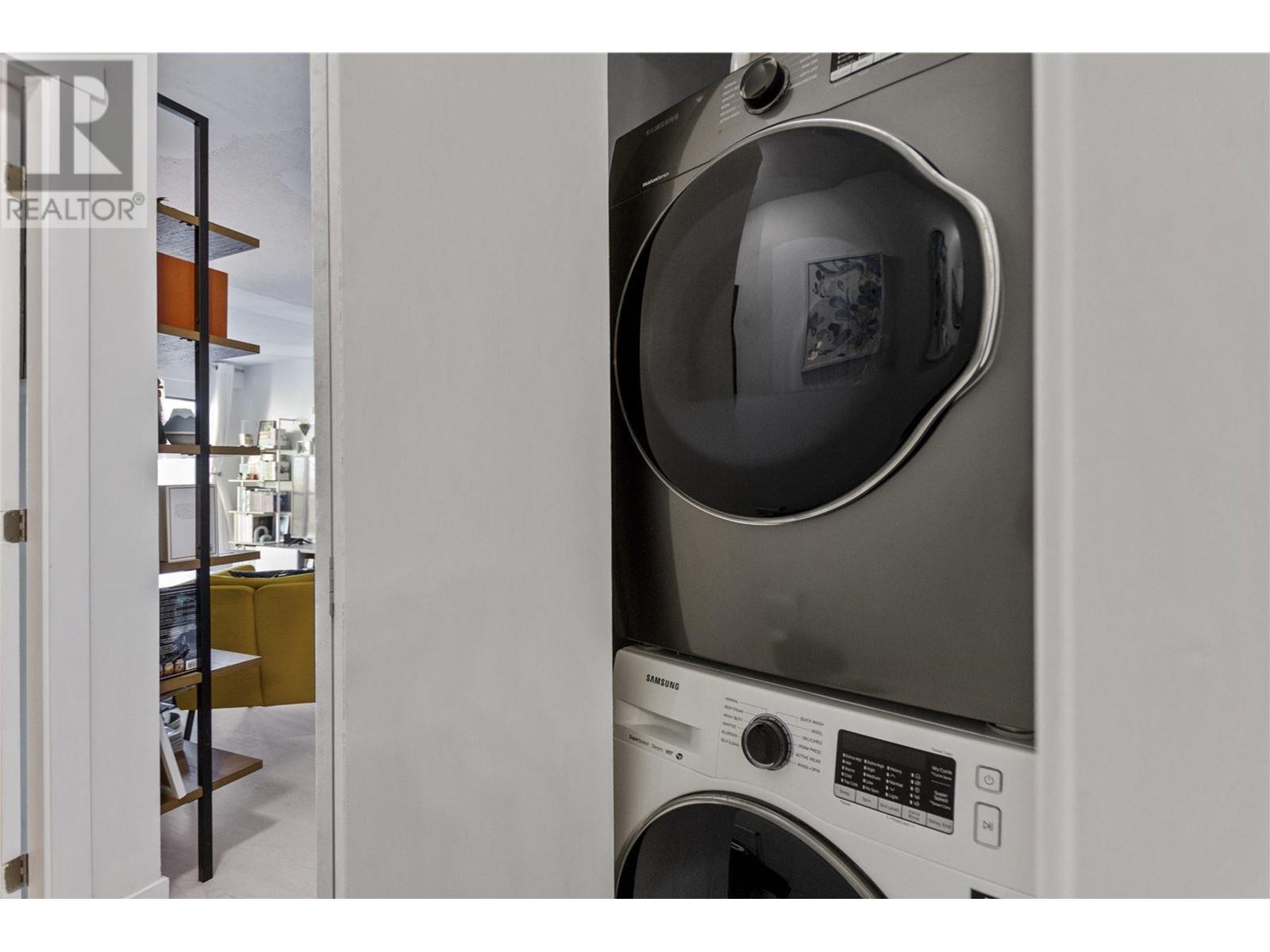 Listing Picture 17 of 19 : 303 2222 PRINCE EDWARD STREET, Vancouver / 溫哥華 - 魯藝地產 Yvonne Lu Group - MLS Medallion Club Member