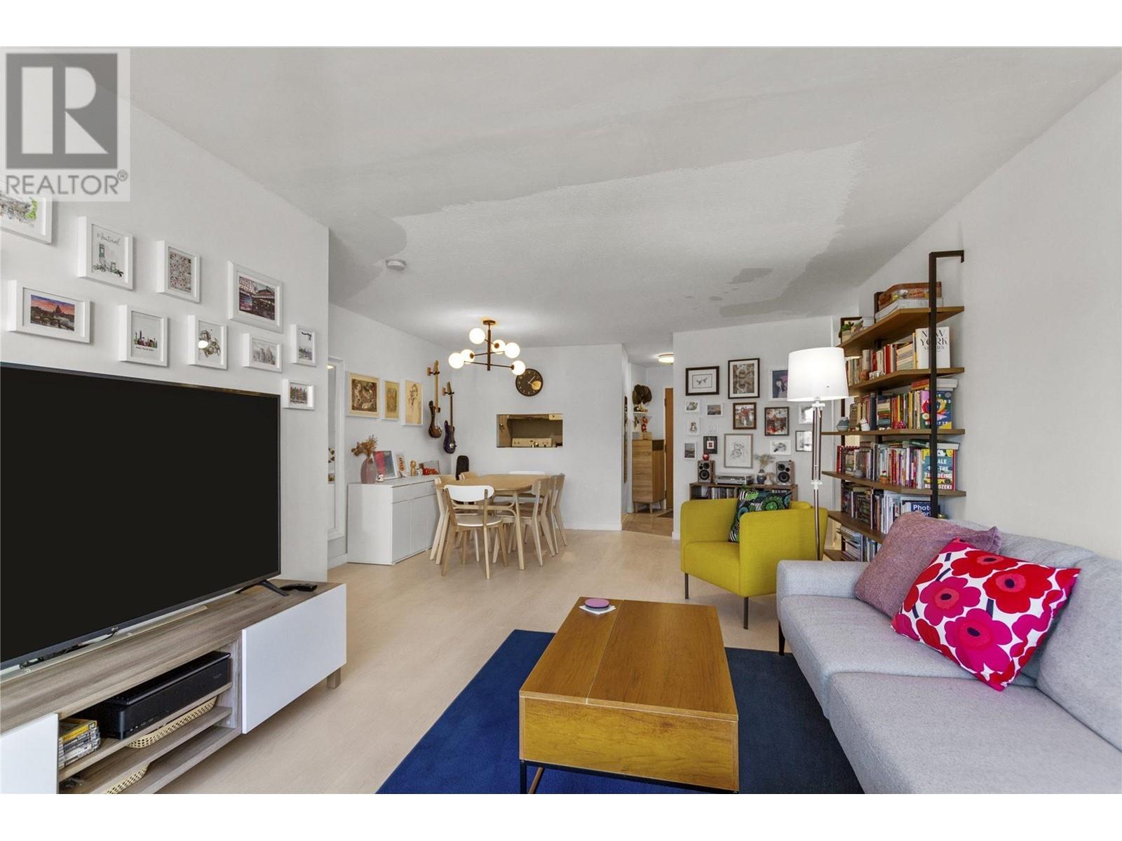 Listing Picture 4 of 19 : 303 2222 PRINCE EDWARD STREET, Vancouver / 溫哥華 - 魯藝地產 Yvonne Lu Group - MLS Medallion Club Member