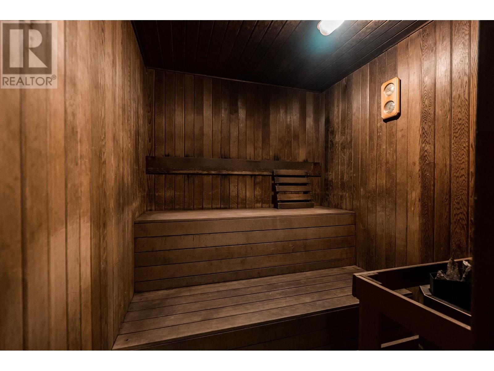 Listing Picture 39 of 40 : 1706 1331 ALBERNI STREET, Vancouver / 溫哥華 - 魯藝地產 Yvonne Lu Group - MLS Medallion Club Member